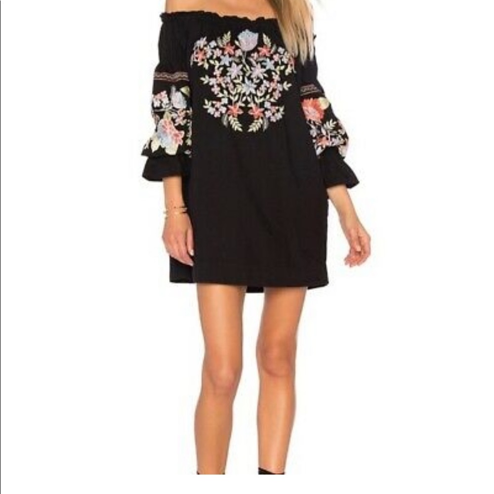 Super cute, off shoulder mini dress!
